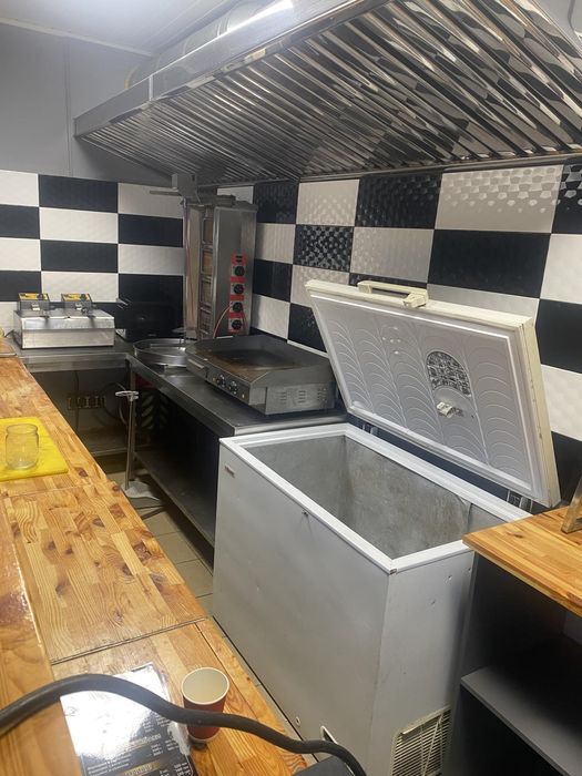 Продам кухонное оборудование для Гриля