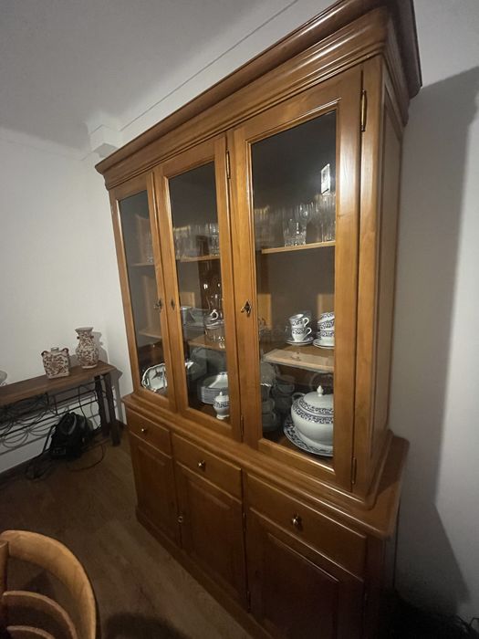 Movel sala de refeicoes + aparador