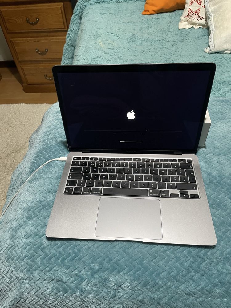 Macbook air m1 2020