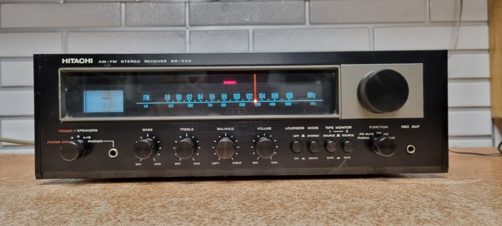 Amplituner hi-fi stereo HITACHI SR-502. VINTAGE