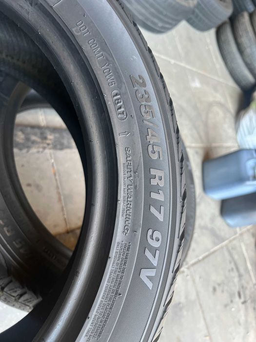 Opony zimowe 235/45/R17 KUMHO Wintercraft WP71 / 7.6mm  - 2 sztuki