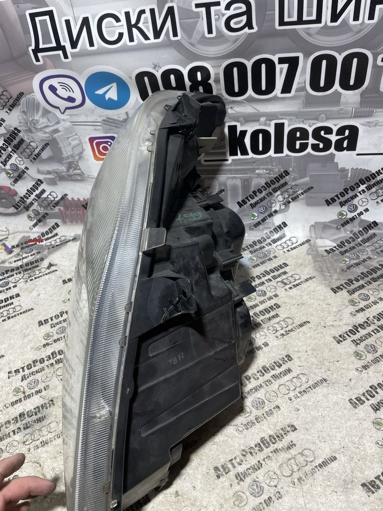 Фара Фари Ксенон Mercedes Sprinter W906 Xenon 2006-2013