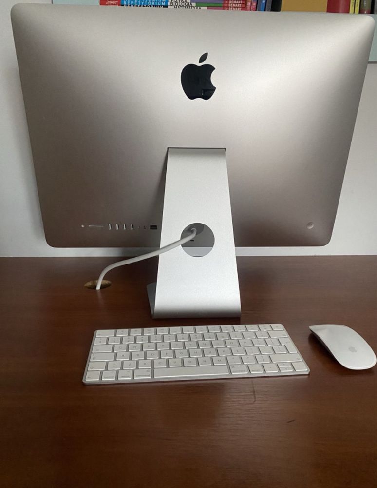 Imac 21,5cala 4K, Intel Core i3, 8GB RAM, 1TB HDD, Radeon Pro 555X