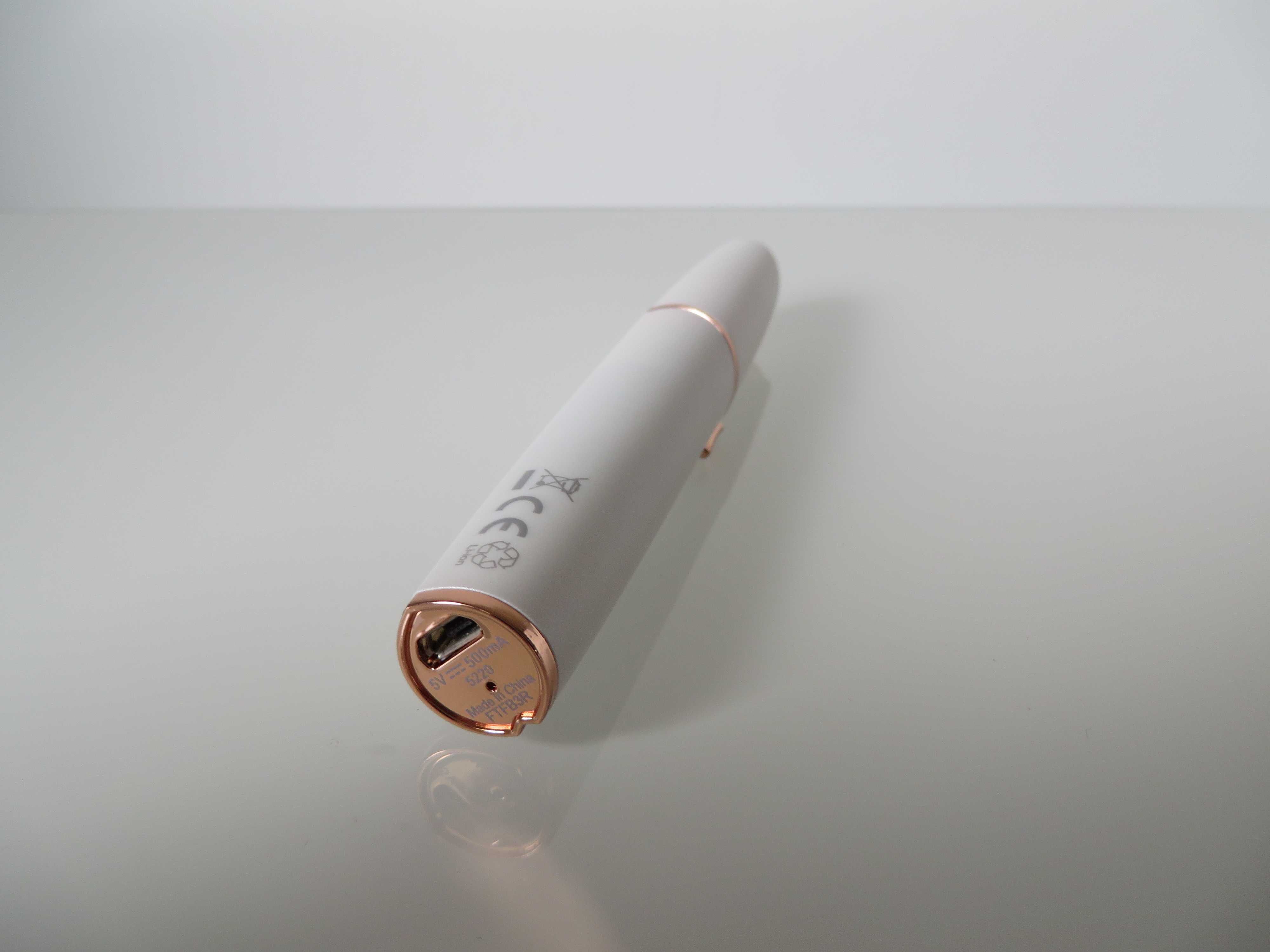 Depilator Trymer do brwi Finishing Touch Flawless Brows + Lusterko