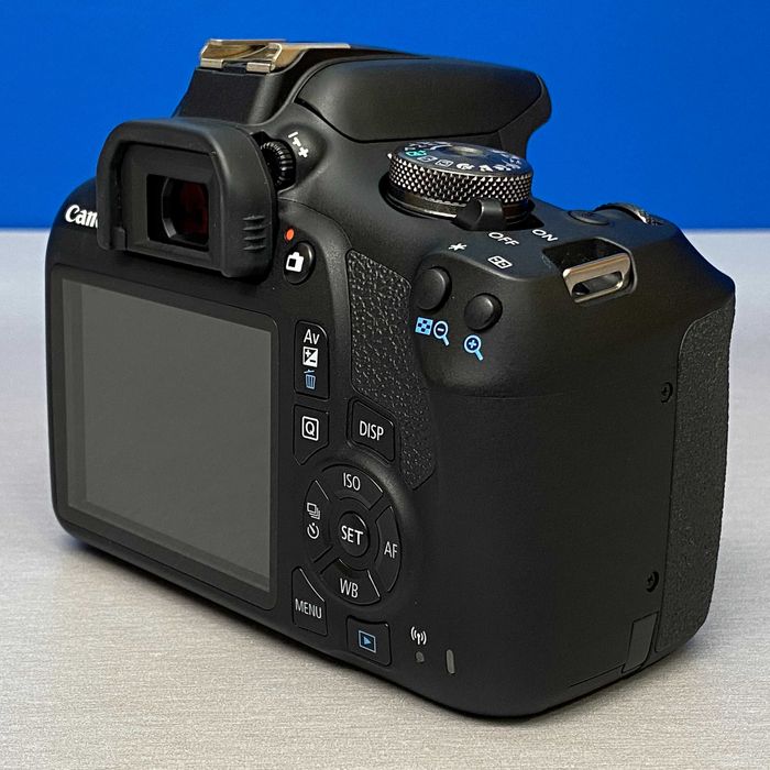 Canon EOS 2000D (Corpo) - 24.1MP