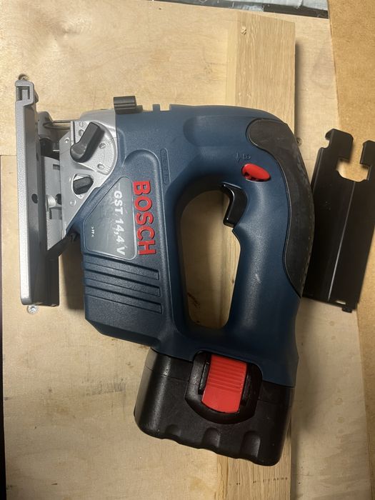Wyrzynarka akumulatorowa Bosch GST 14.4 V