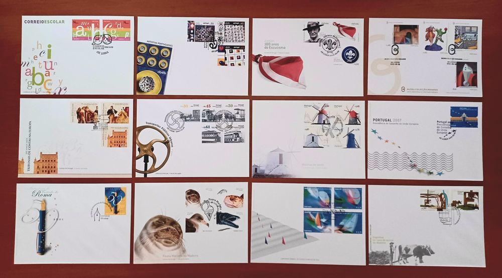 80 FDC - Envelopes com selos e carimbo (1° dia de circulação)