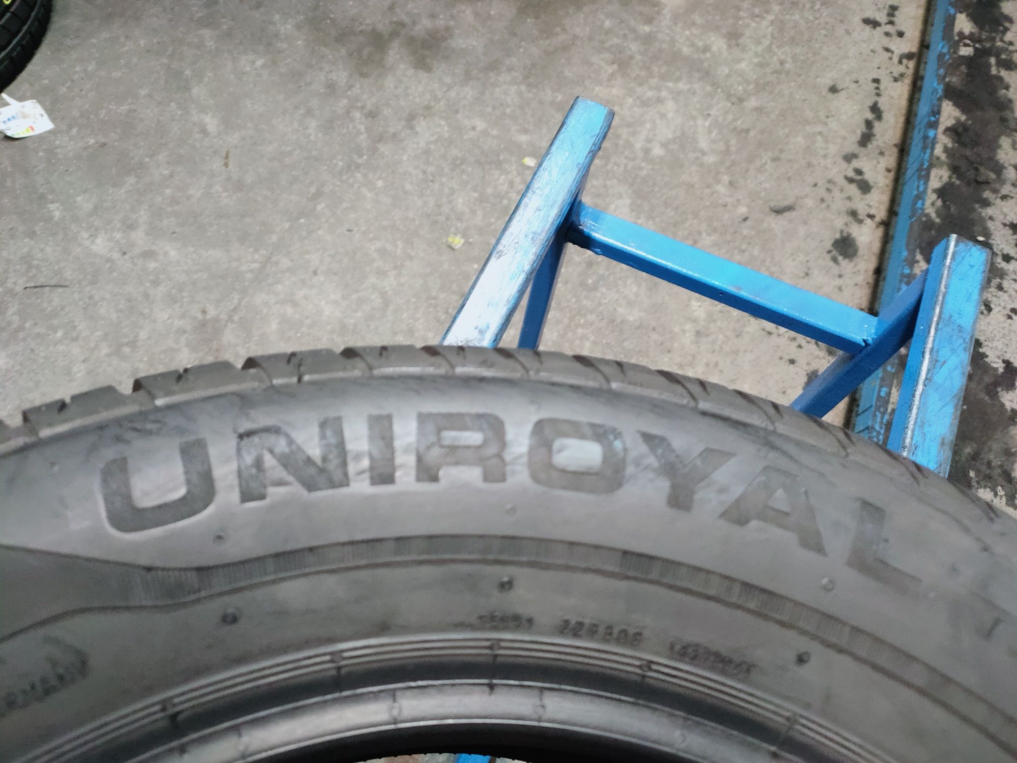 195/65r15 Uniroyal rainexpert 3