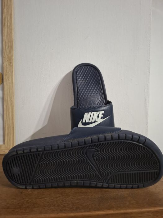 Chłopięce laczki Nike r 38.5 .