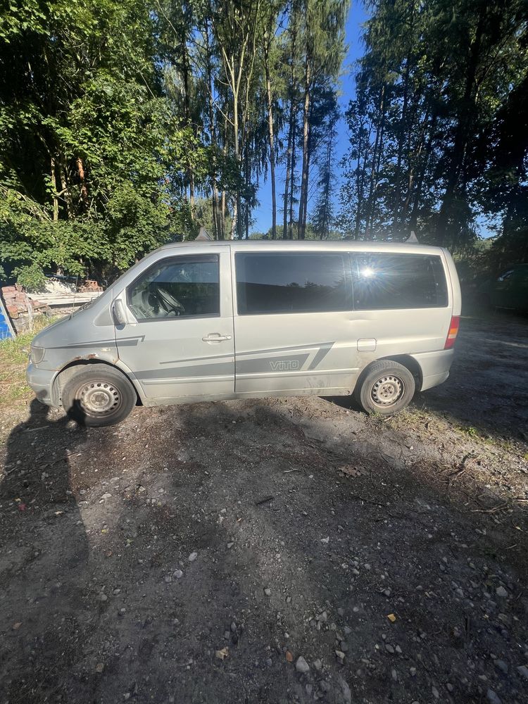 Auto mercedes vito
