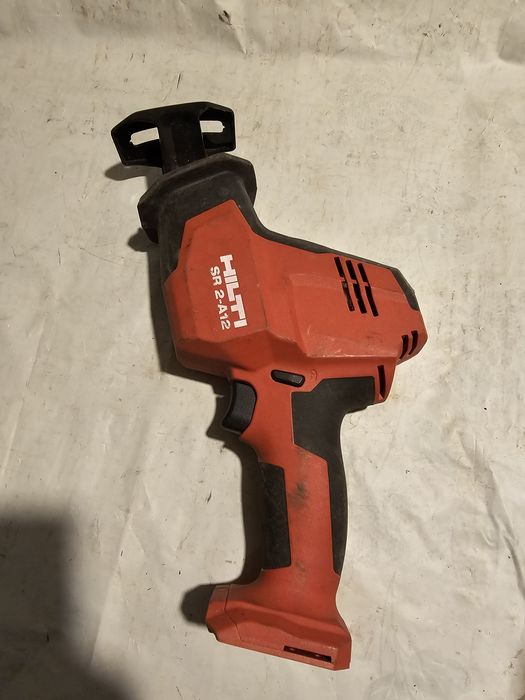 Sprzedam uszkodzone narzędzia lis wkrętarka laser hilti Milwaukee