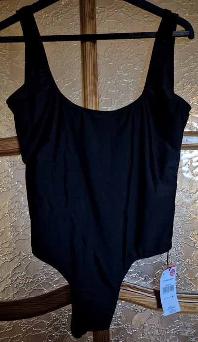 Sinsay czarny jednoczęściowy strój kąpielowy