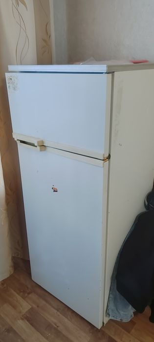 Продам холодильник б/у