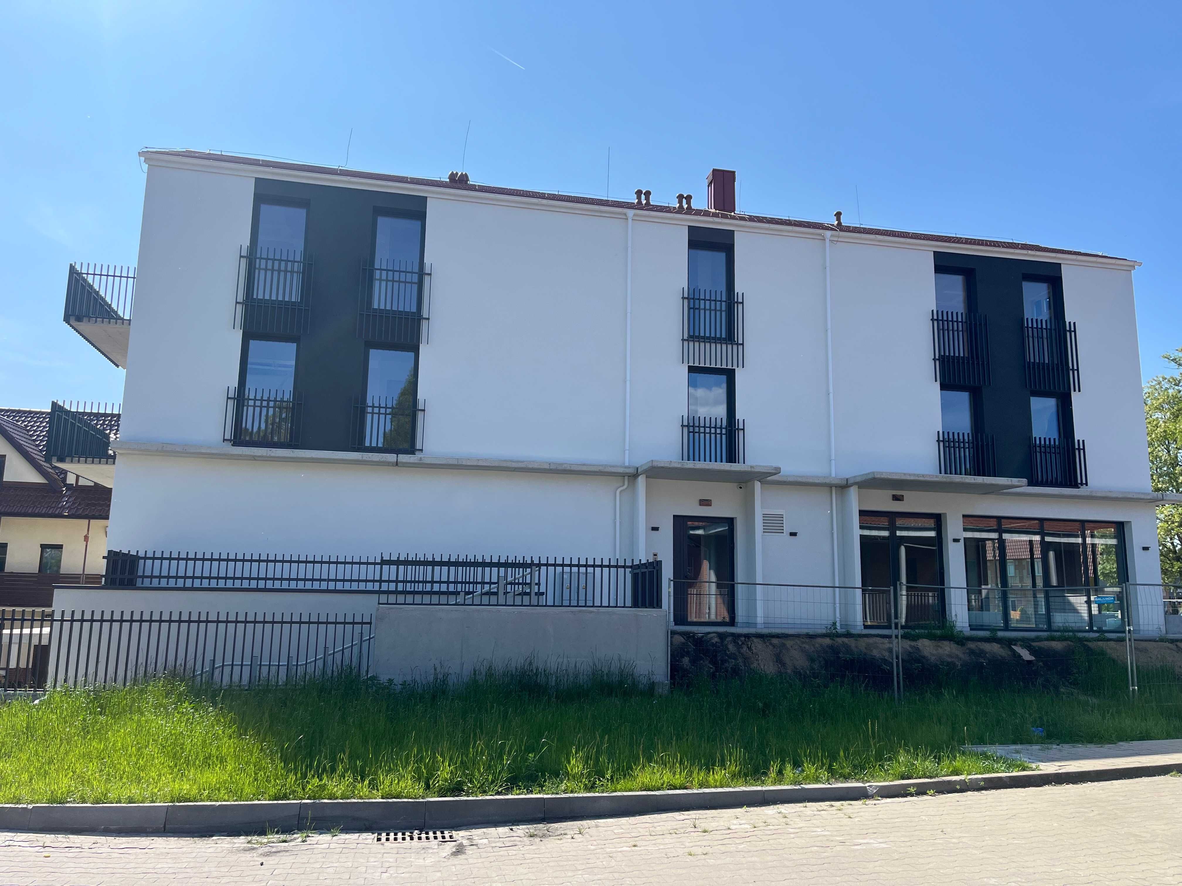 Do wynajęcia lokal HANDLOWO-USŁUGOWY 450 m² dwupoziomowy – ŚWINOUJŚCIE