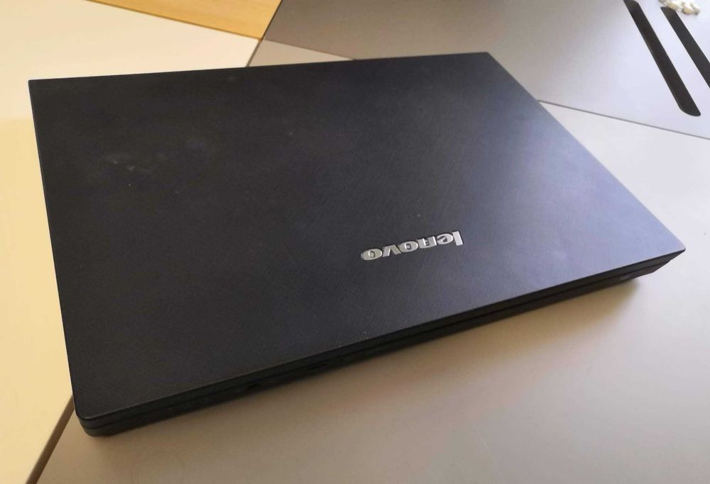 Laptop Lenovo IdeaPad Y530 uszkodzony