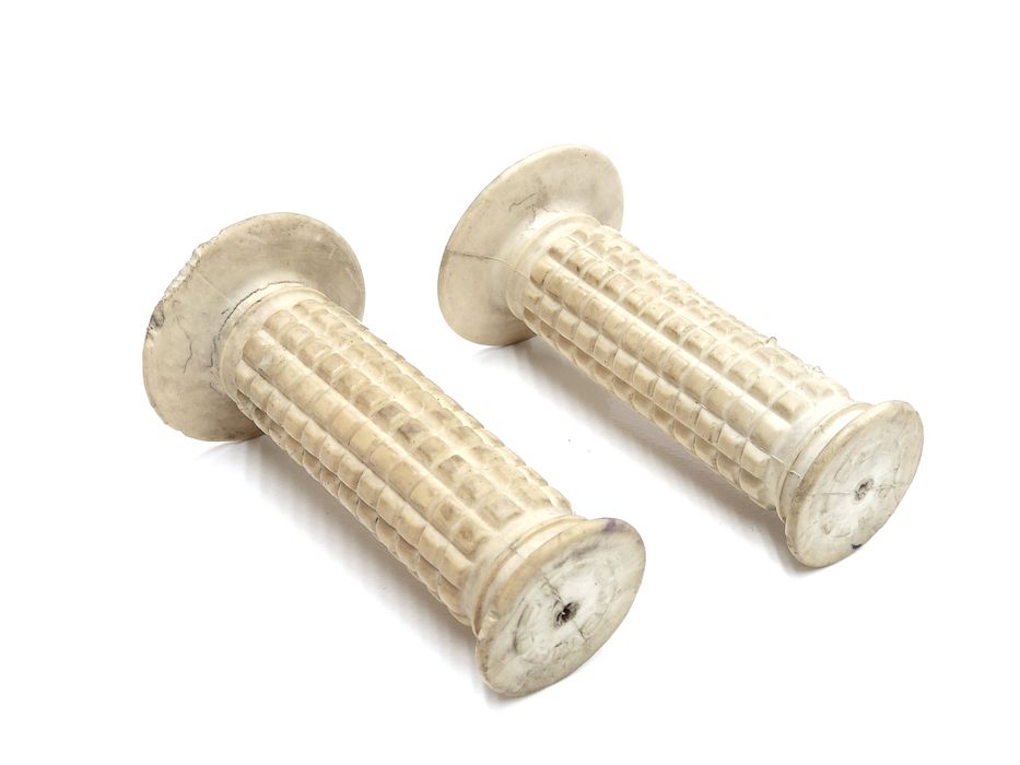 CHwyty Gripy kierownicy Romet Universal BMX Zenit Alka białe