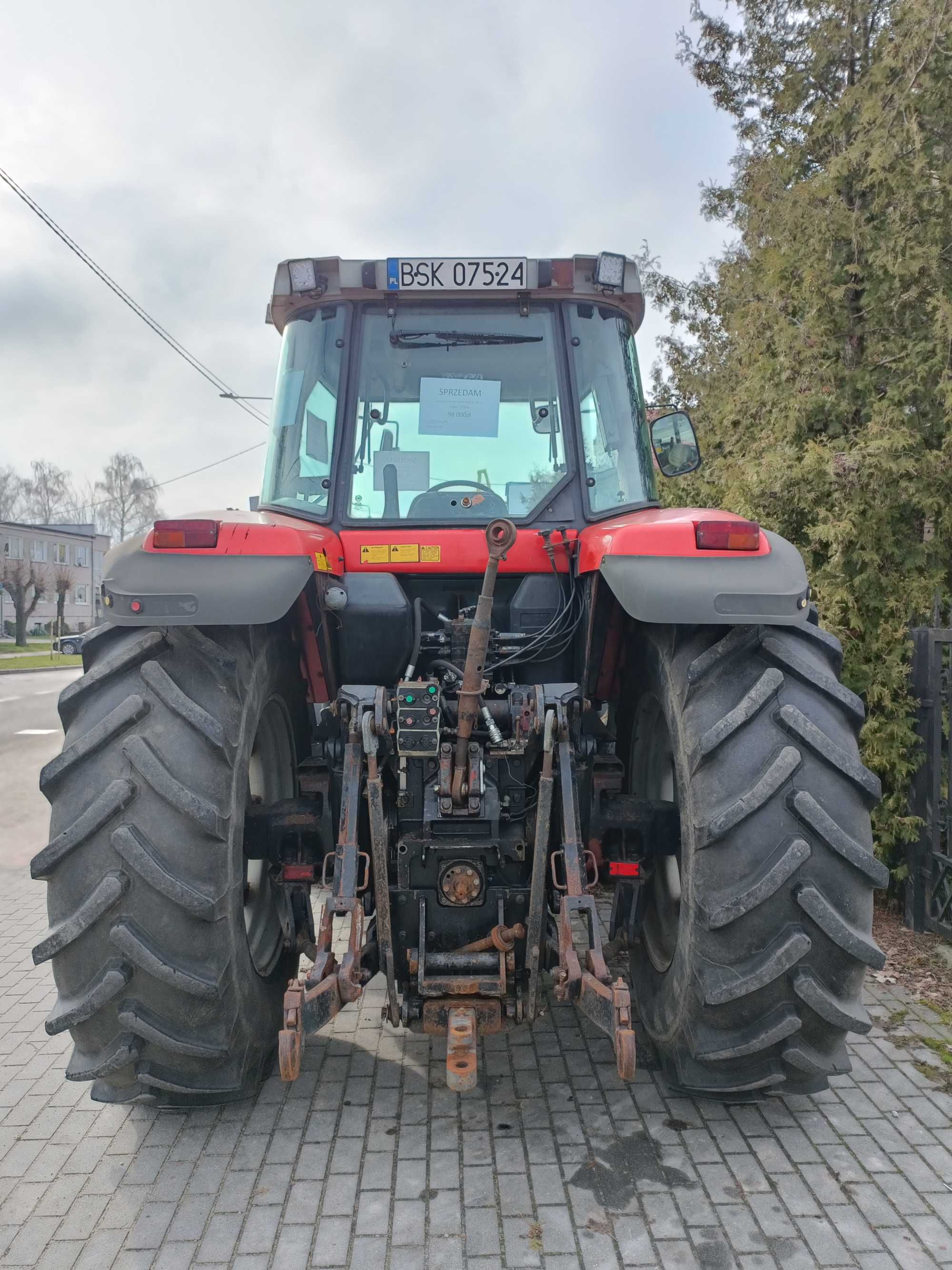 Ciągnik traktor Massey Ferguson 8220rok 2000  zarejestrowany