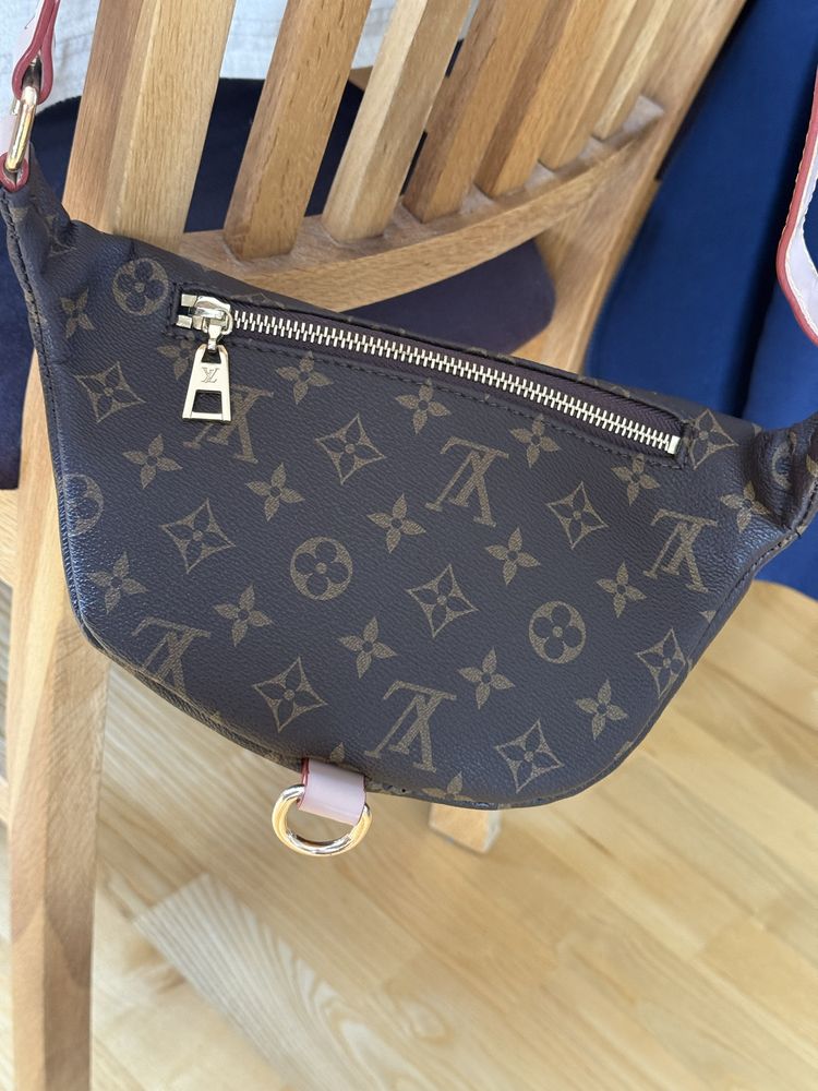 Louis Vuitton Bumbag nerka