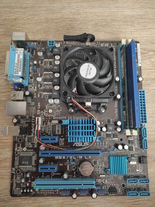 Материнська плата Asus M5A78L-M LX