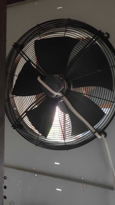 Wentylator wyciągowy przemysłowy 63 cm