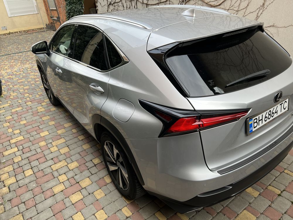 Lexus NX300 luxury