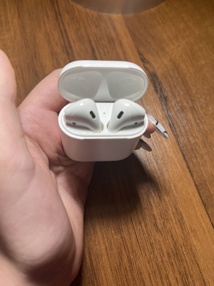 Air Pods 2-generation