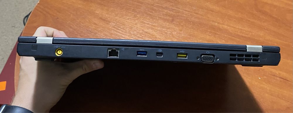 Ноутбук Lenovo T430s 14"/4GB RAM/300GB HDD/i5-3320! N1691