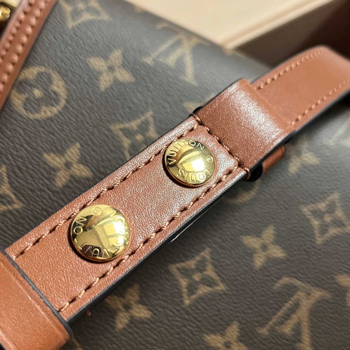 Сумка Dauphine mini louis vuitton