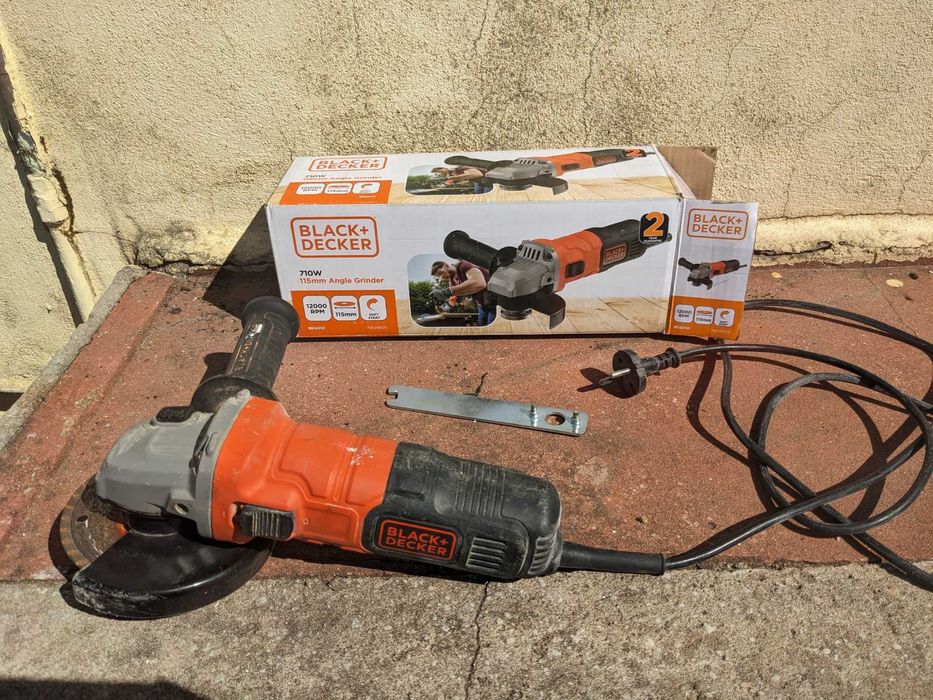 Rebarbadora Black&Decker 710W