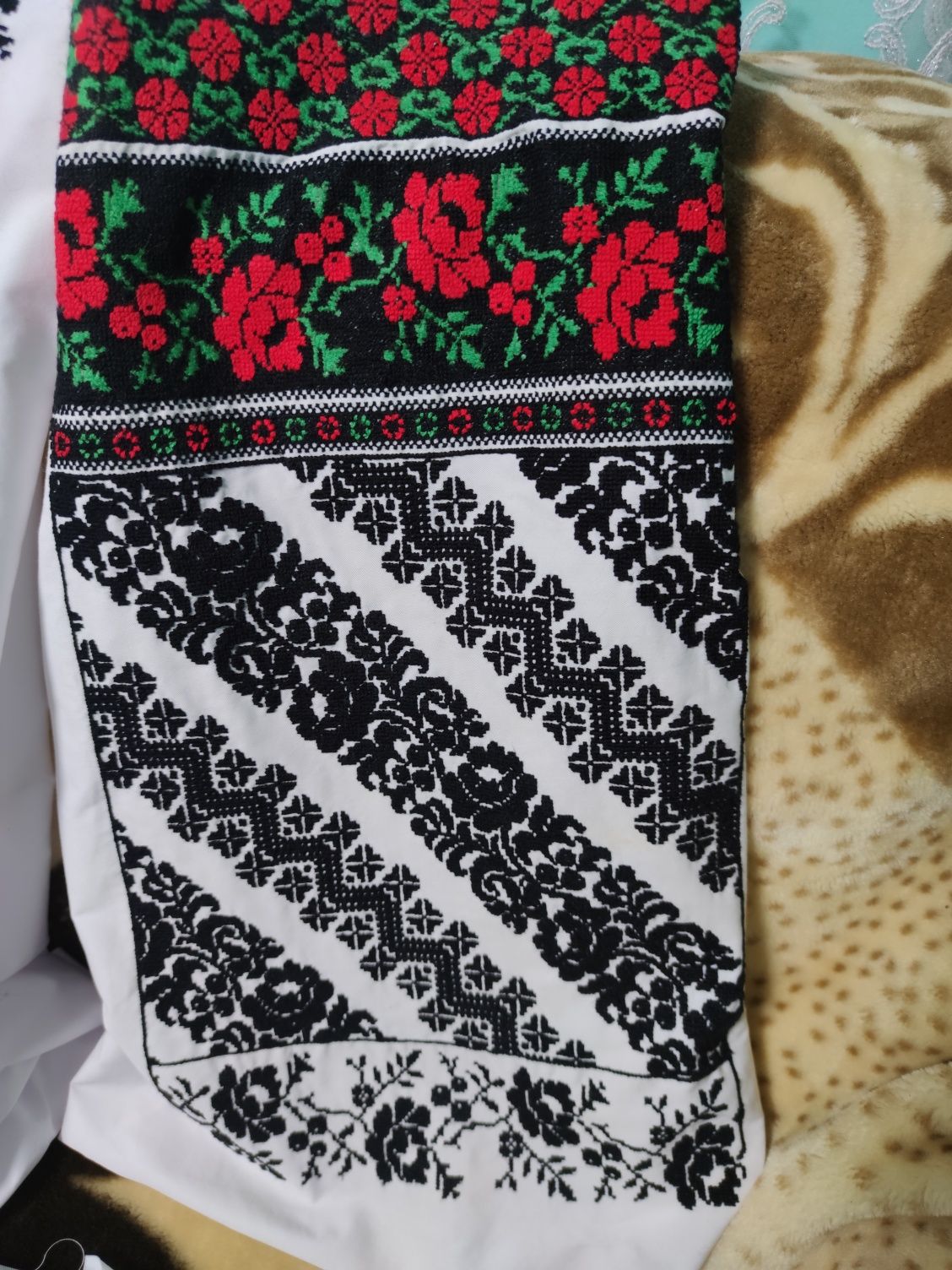 Борщівська вишиванка