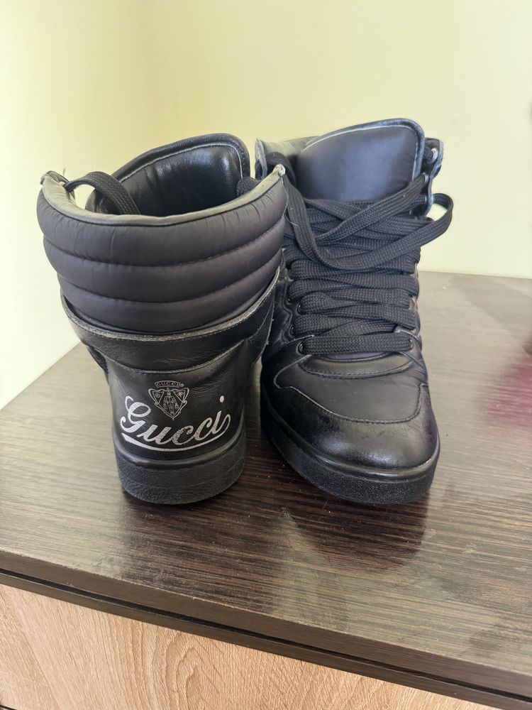Gucci кросівки чорні оригінал!