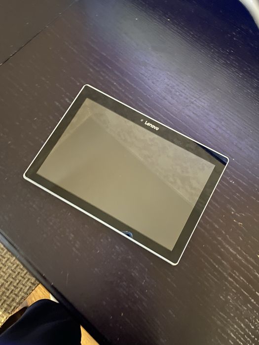 Продам планшет леново ціну предлогайте