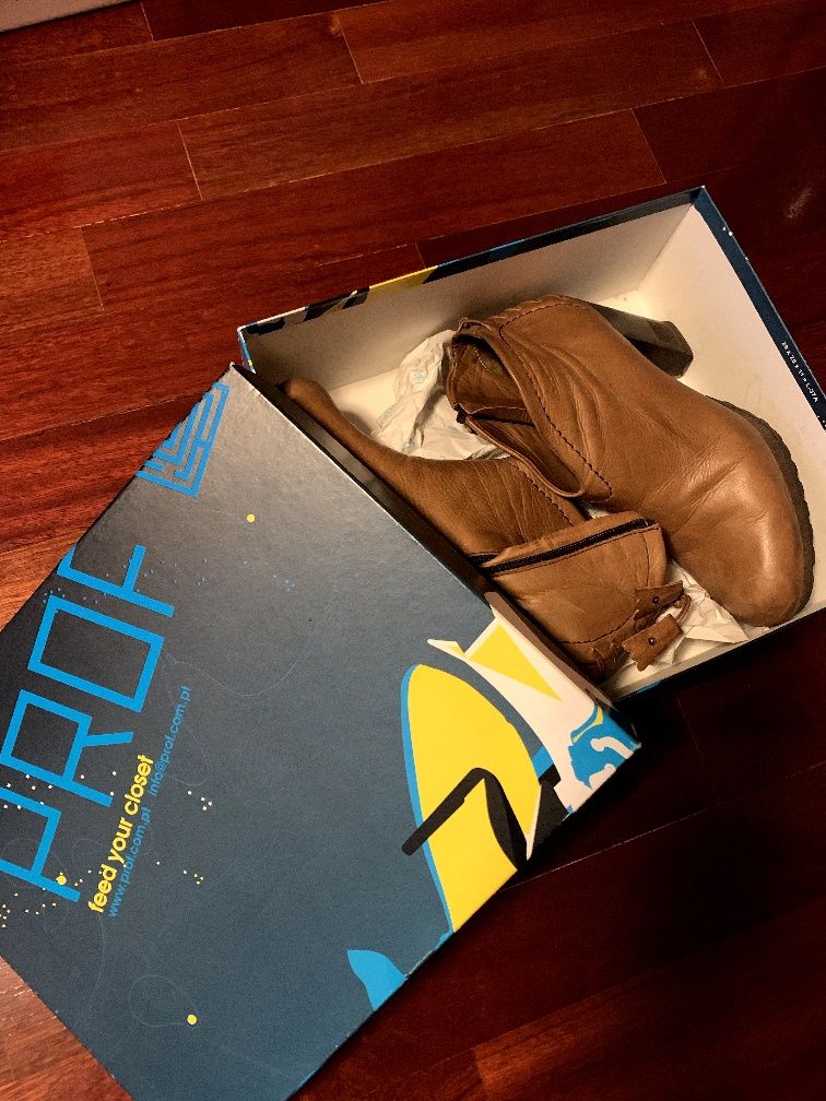 Botins em pele camel 38