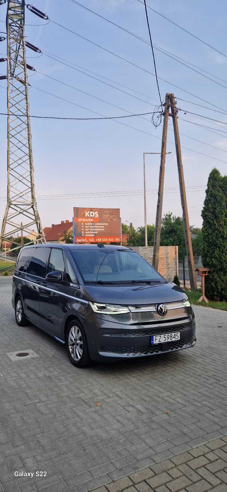 VW Multivan 2.0 TSI r.2022 - wynajem