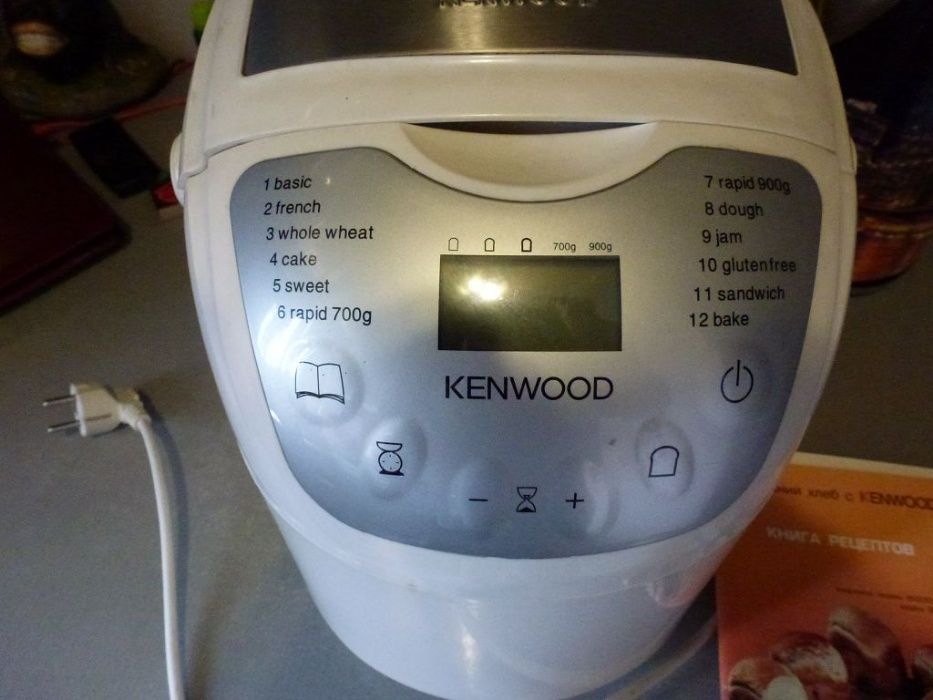 Продам хлебопечку KENWOOD BM 210