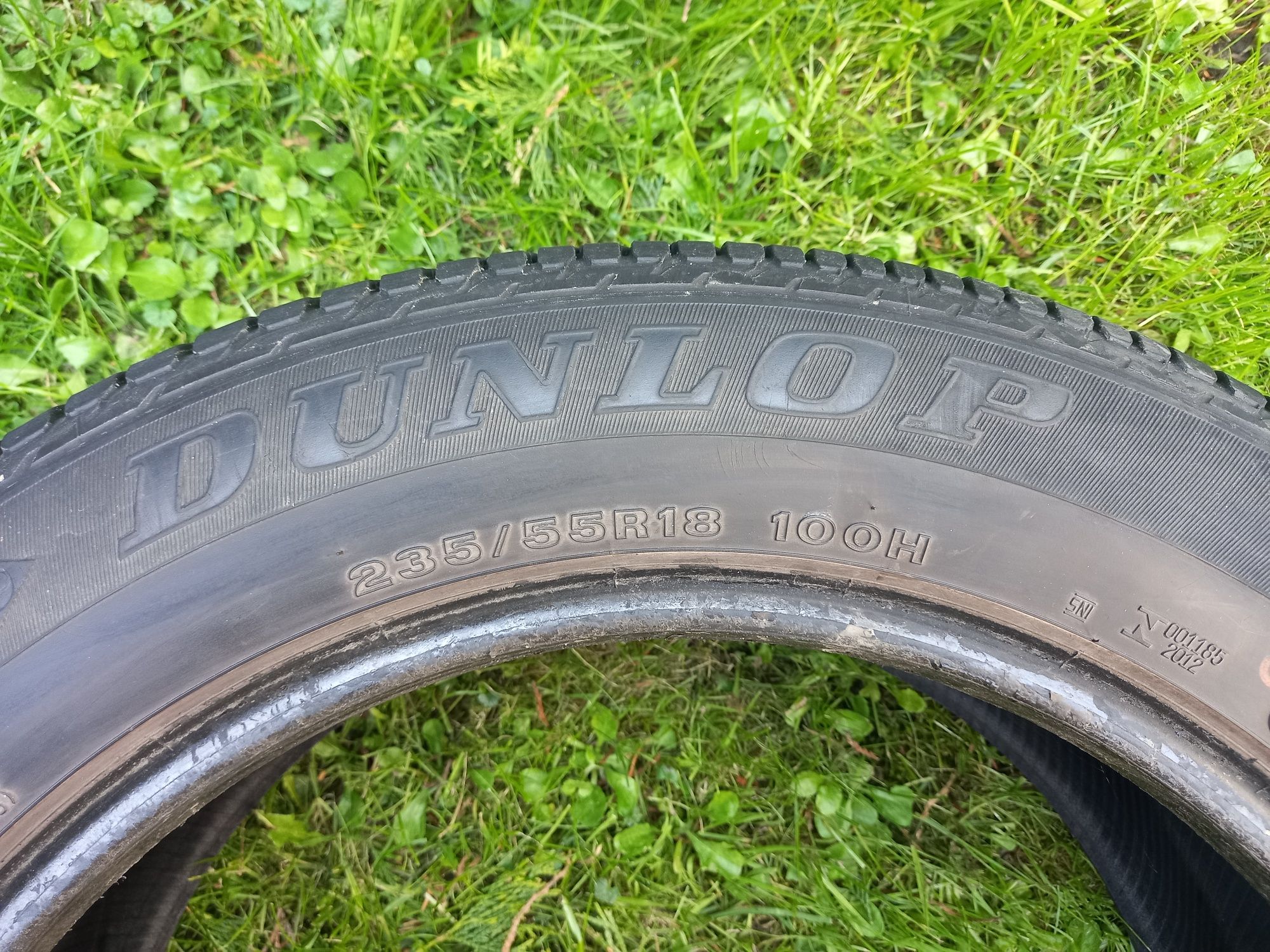 Opony Dunlop 235/55/R18