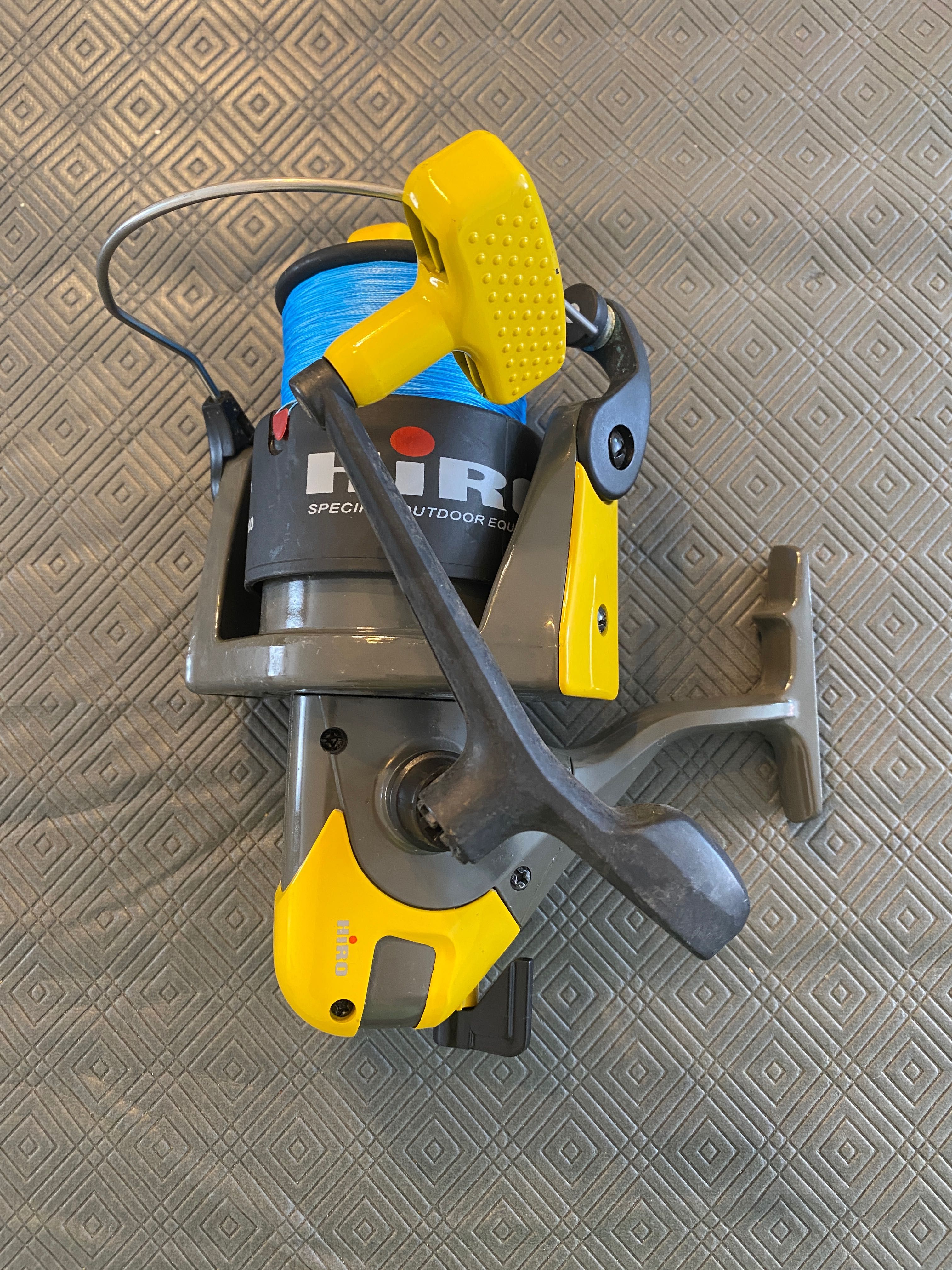Carreto Hiro BR 7001 com fio resistente