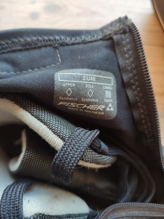 Buty do nart biegowych Fischer XC Touring r.46 NNN
