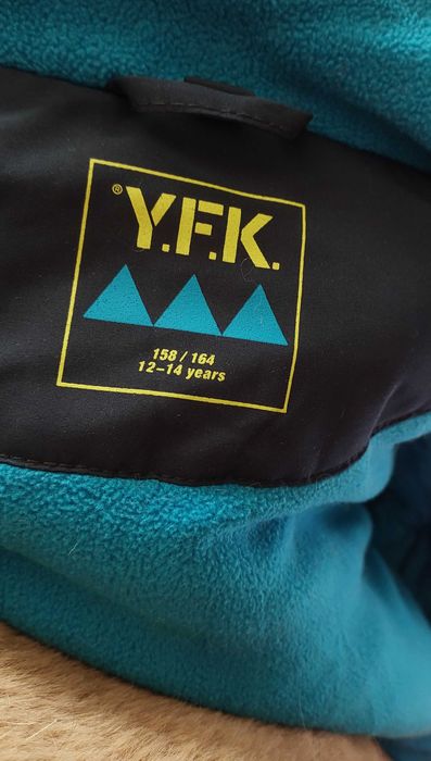 Zimowa kurtka Y.F.K. na 158/164 cm