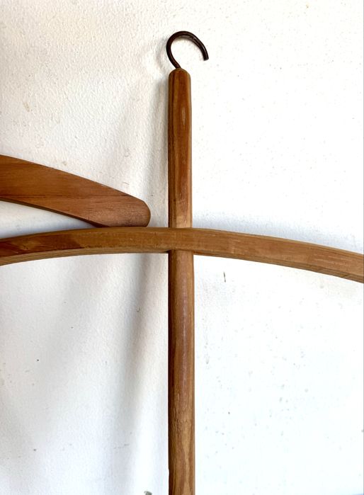 Par de cabides antigos