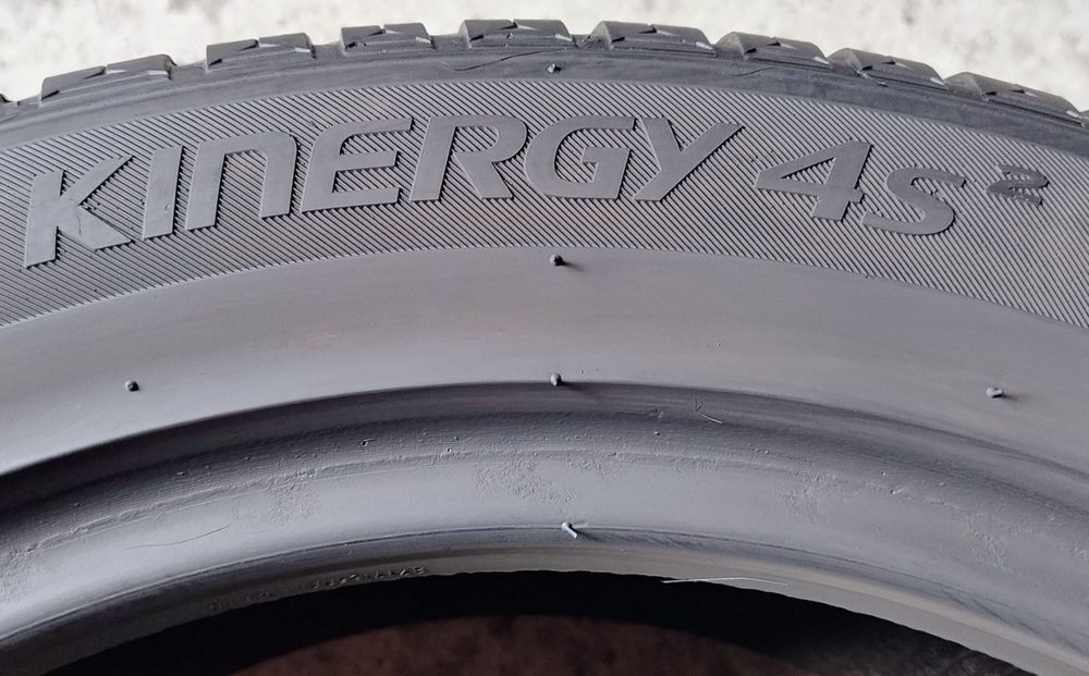 Шини всесезонні R17 215/50 Hankook Kinergy 4S2