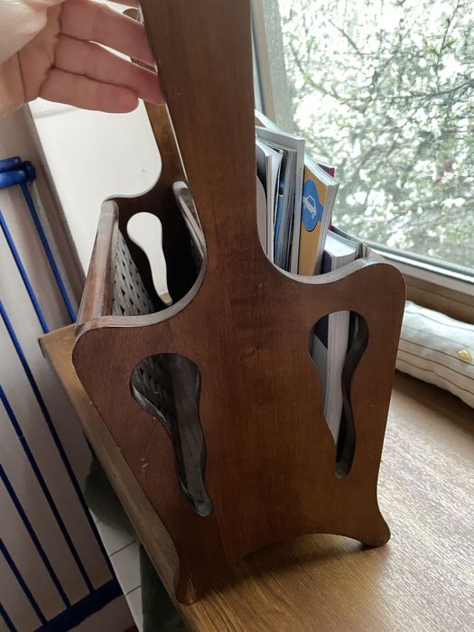 Підставка для журналів