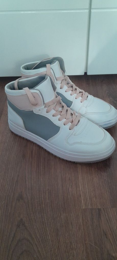 Buty Sneakersy Sport rozmiar 40