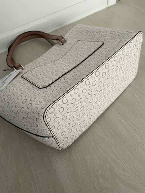 Guess - torebka damska z USA.