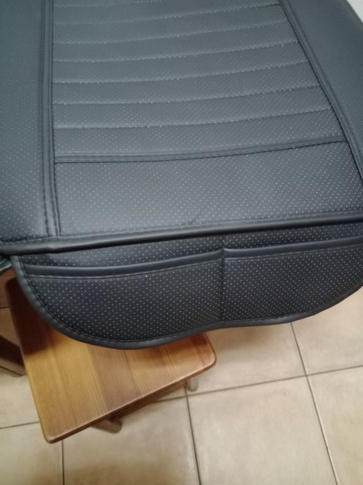 8€ 2 capas de acentos de carro novo