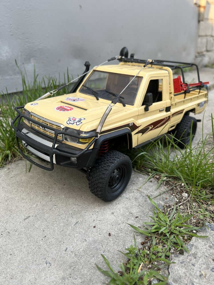 Іграшка на радіокеруванні MN 82 Toyota LC79 + допрацьований