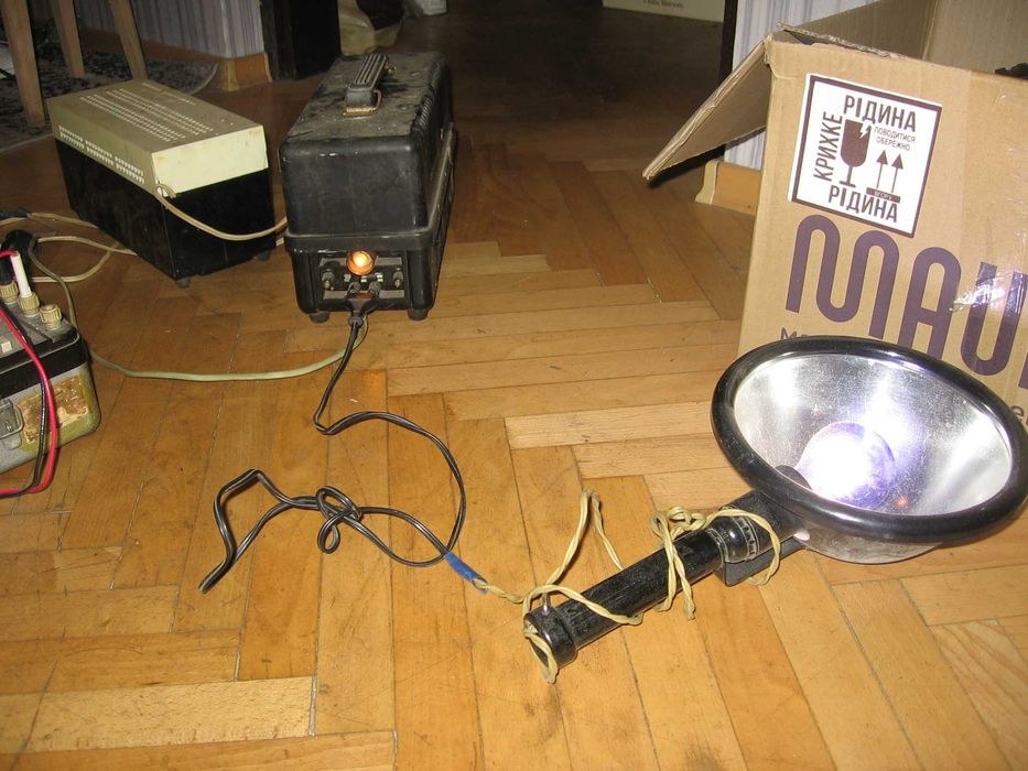 Стабилизатор напряжения сети ТСН-170, СССР.