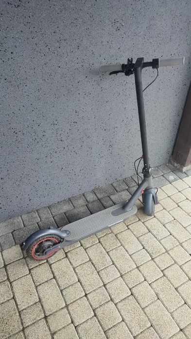 Hulajnoga Xiaomi f7 250W + ładowarka
