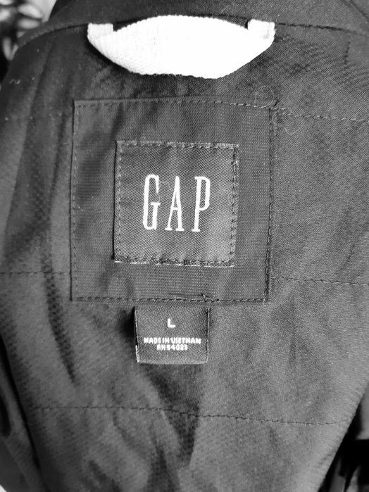 Олимпийка. Ветровка. Осенняя курточка.  G A P