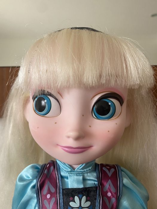 Boneca Animator Elsa Frozen Disney